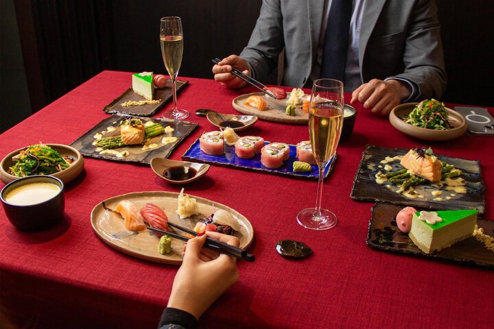 Dining 192 of 325