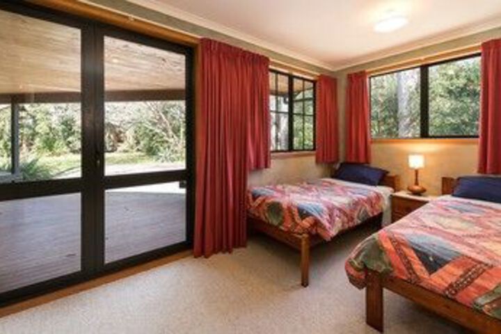 Room 38 of 222