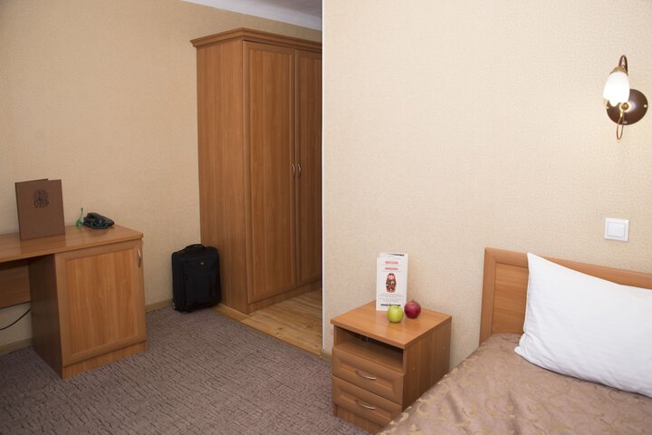 Room 11 of 47