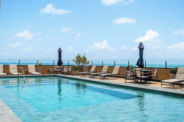 Pool Hotel