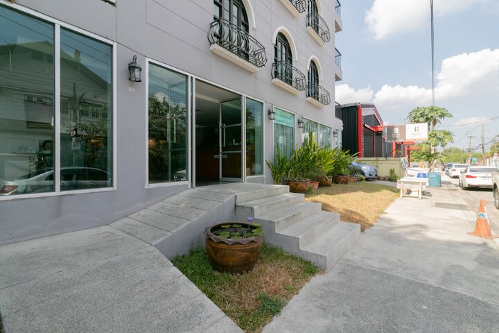 Terrace/Patio 27 of 28