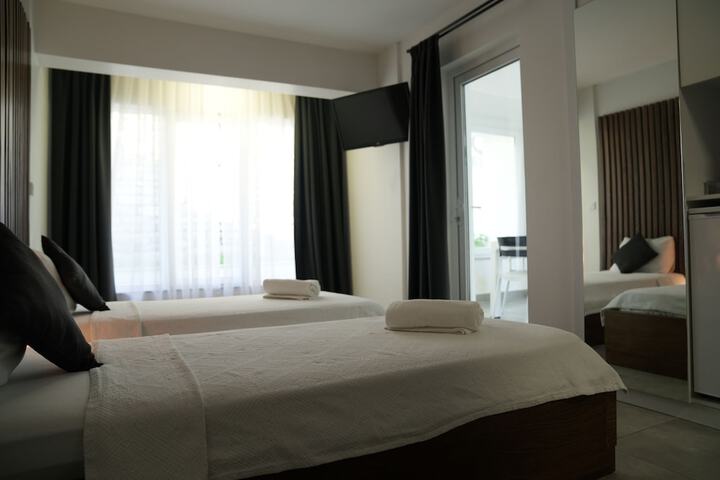 Room 14 of 35