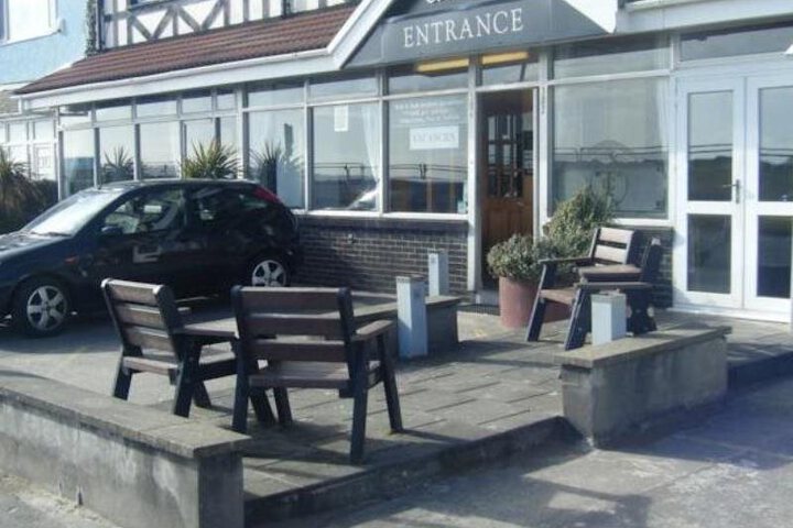 TUDOR COURT HOTEL