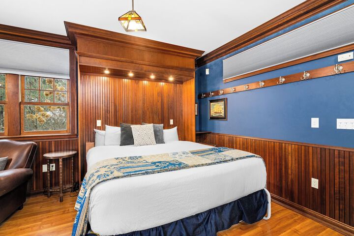 Room 3 of 62
