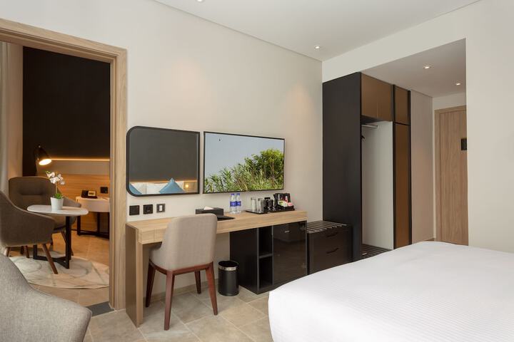 Room 11 of 60