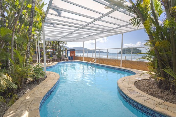 Pool 143 of 202