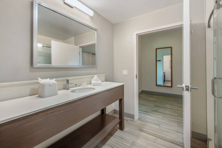 Room 20 of 51