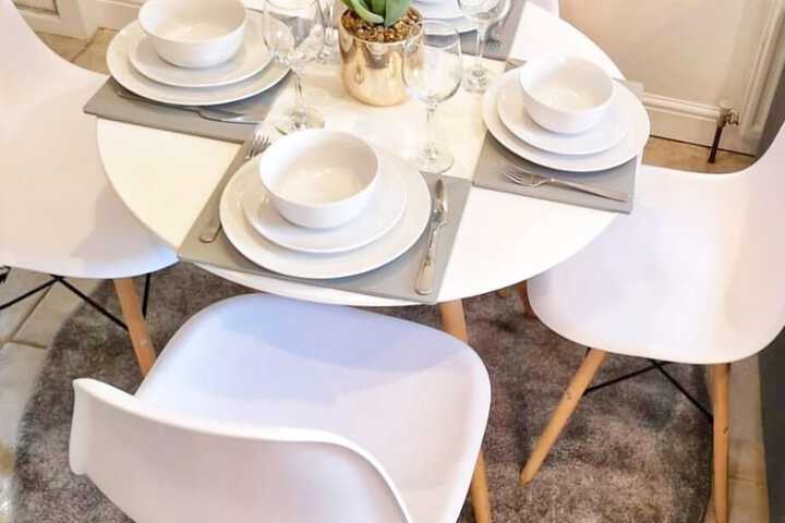 Dining 55 of 61