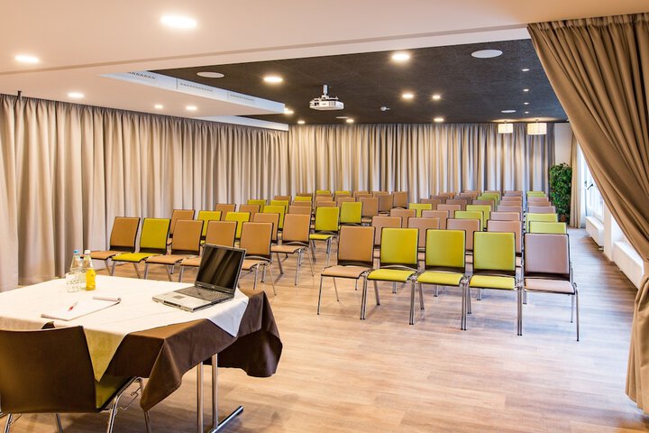 Meeting 44 of 62