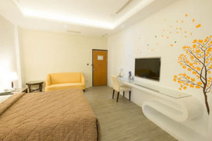 Room 30 of 84