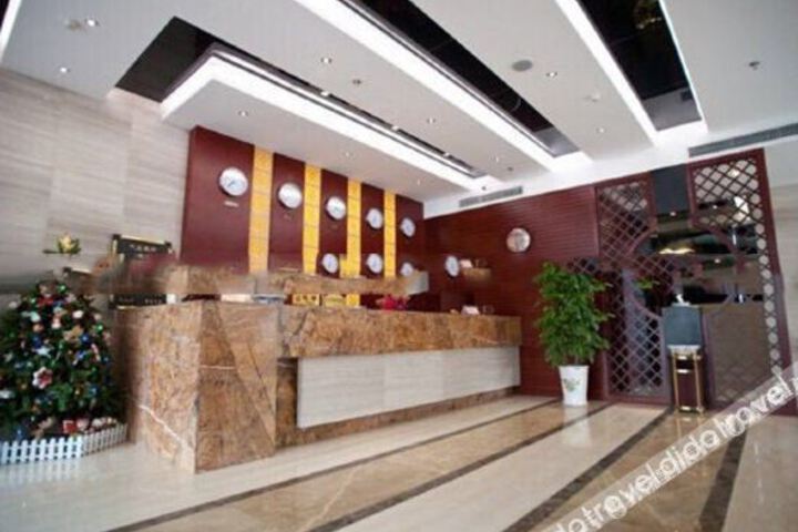 Hotel Interior 17 of 33