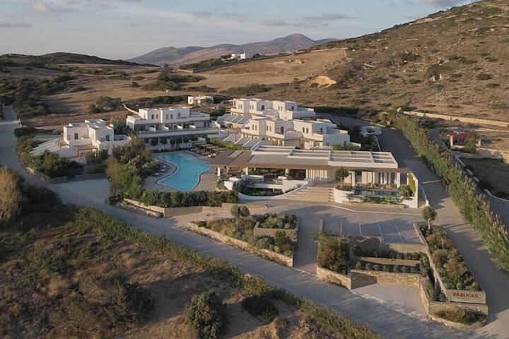 Hotel 4 of 30