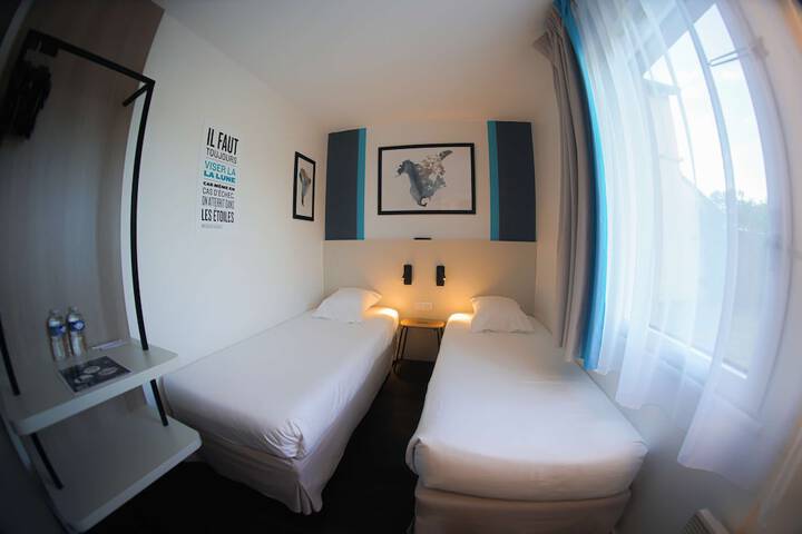 Room 26 of 66