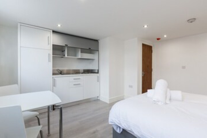 Room 12 of 14