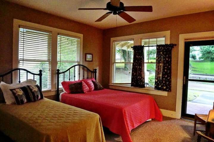 Room 3 of 17