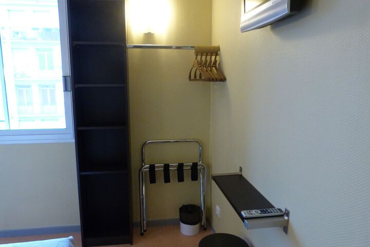 Room 5 of 29