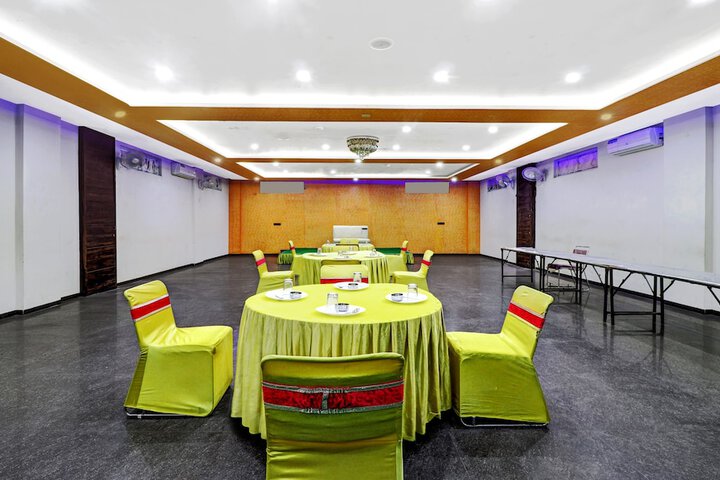 Ballroom/Hall 26 of 29