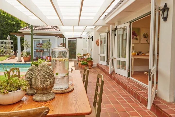 Breakfast/Coffee Service 17 of 55