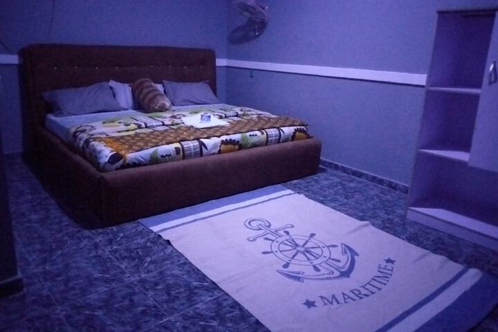 Room 13 of 14