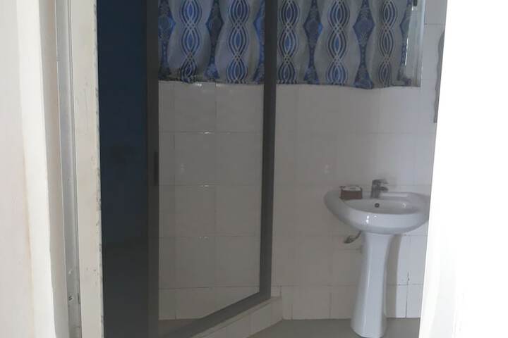 Room 8 of 45