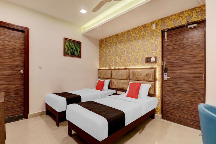 Room 17 of 35