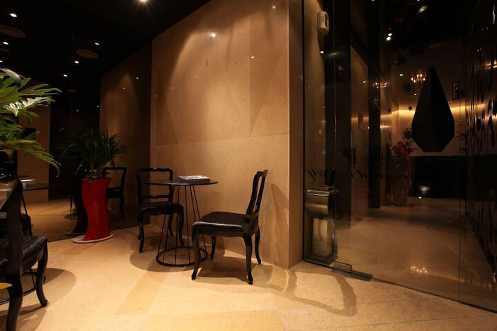 Lobby Photos