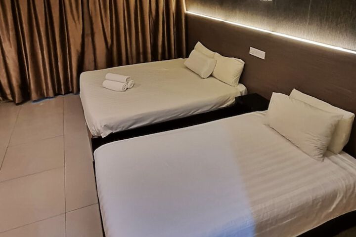 Room 5 of 29
