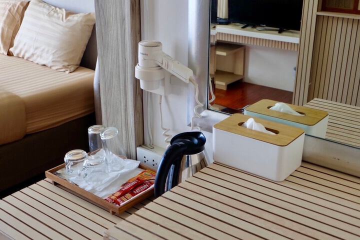 Room 16 of 53