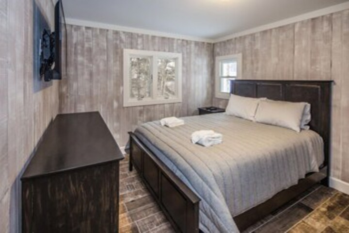 Room 14 of 22