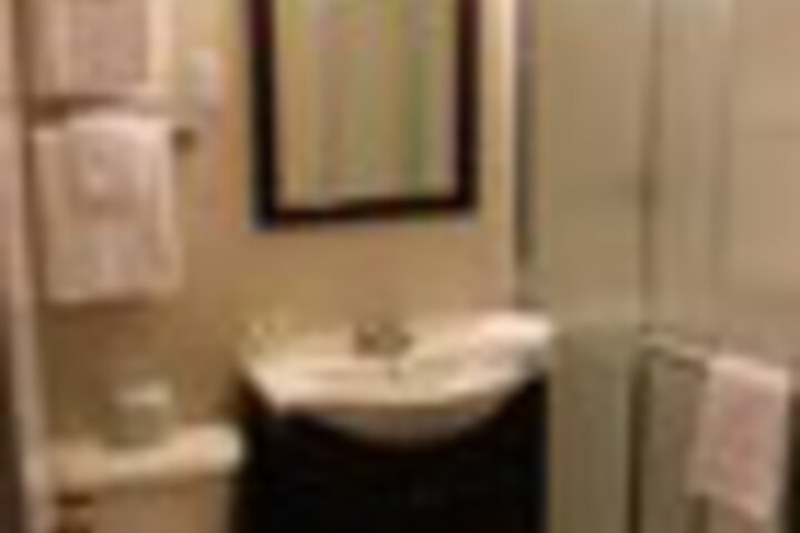 Room 377 of 504