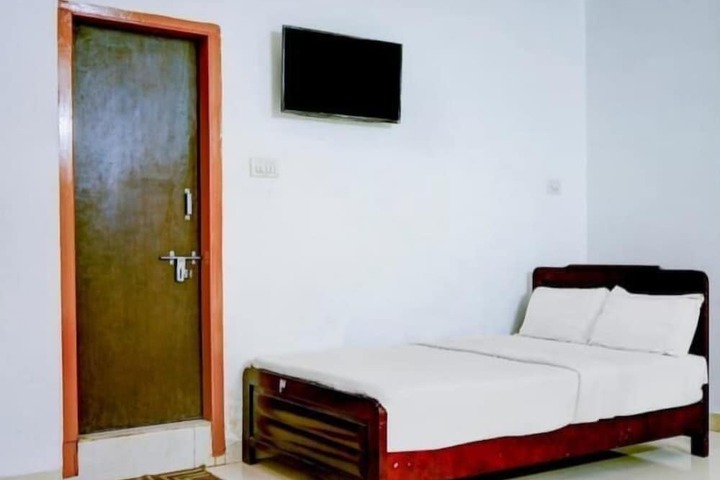 Room 10 of 78