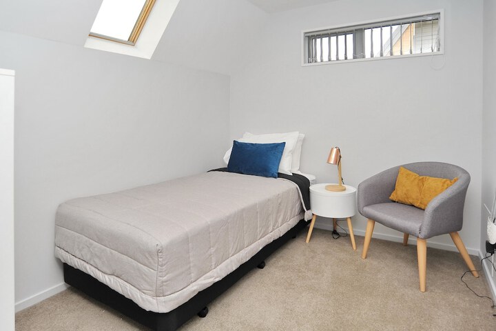 Room 6 of 57