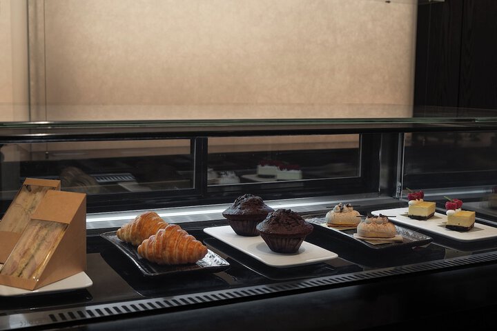 Breakfast/Coffee Service 99 of 165
