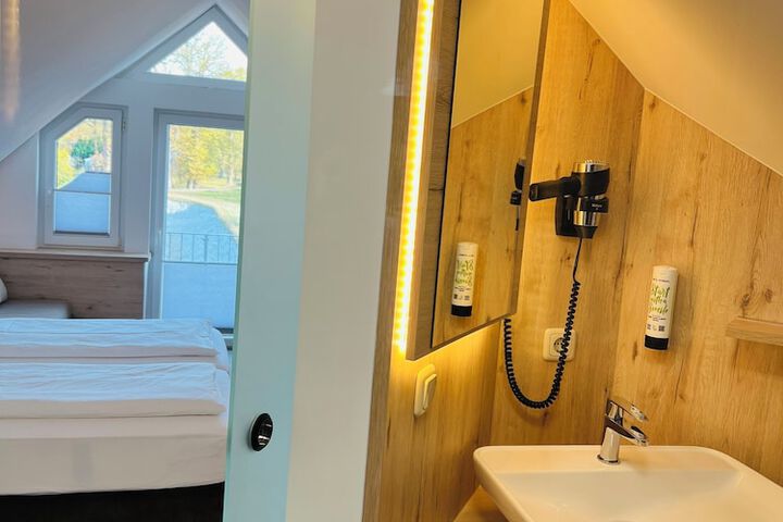 Room 19 of 27