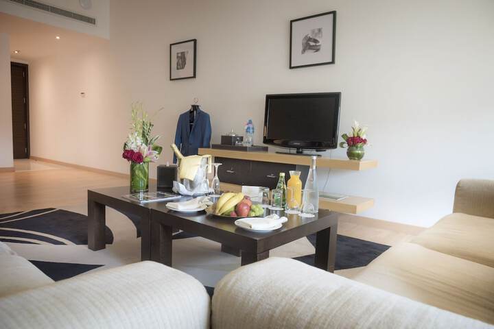 Room 14 of 48