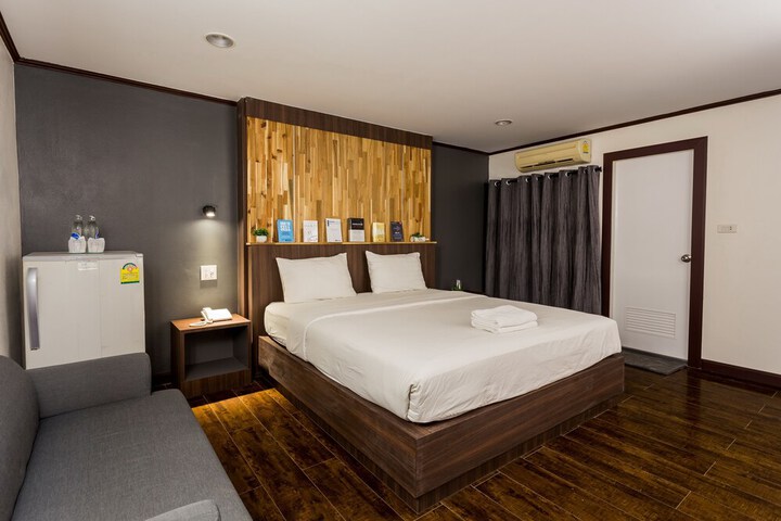 Room 38 of 85