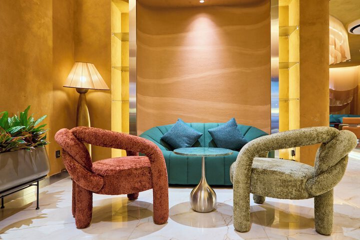 Guest Lobby