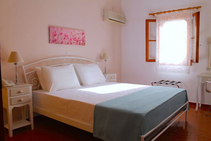 Room 5 of 39