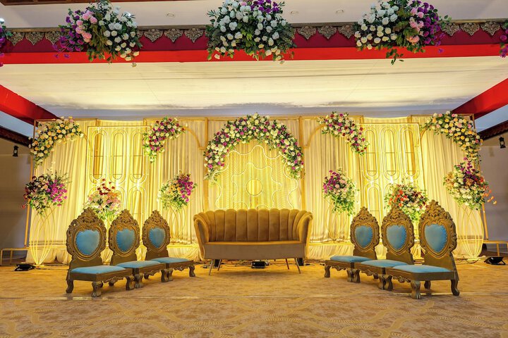 Ballroom/Hall 78 of 94