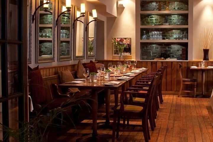 Dining 43 of 77