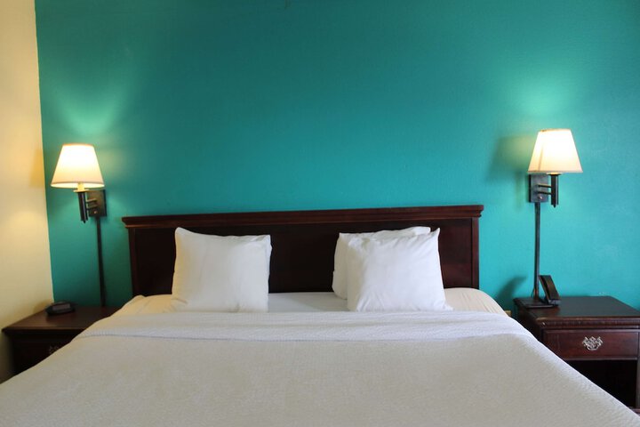 Room 20 of 62