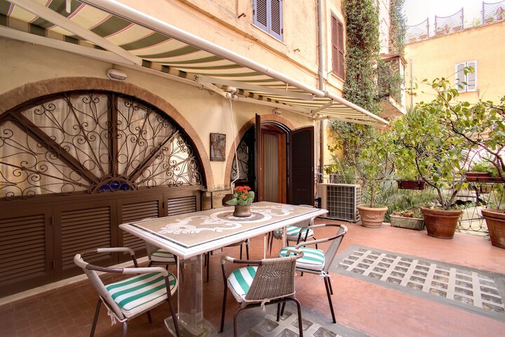 Terrace/Patio 27 of 50