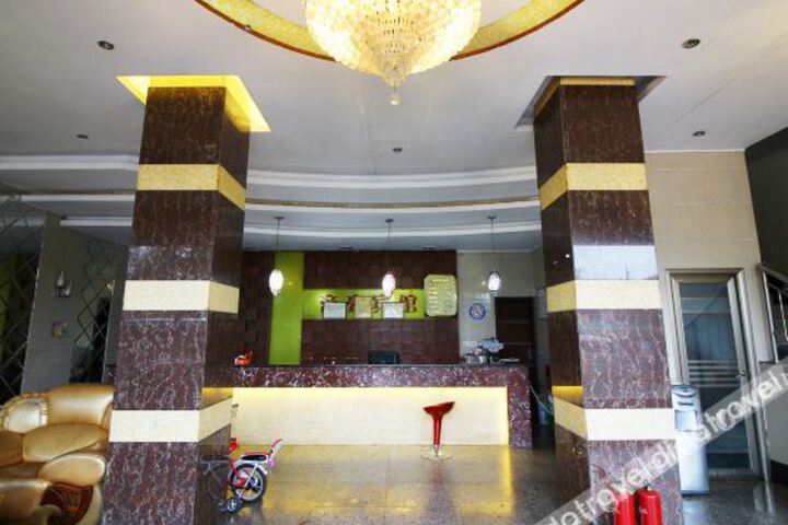 Hotel Interior 11 of 25