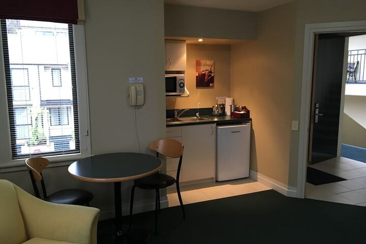 Room 19 of 66