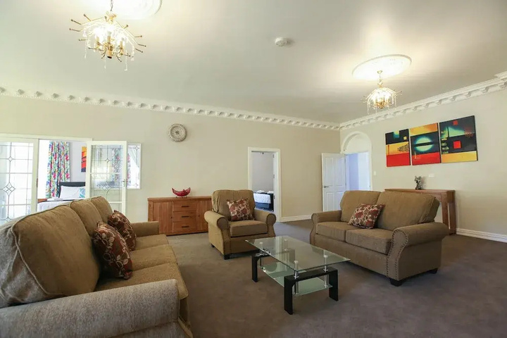 Room 15 of 25