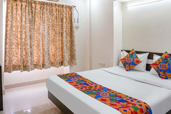 Room 8 of 31