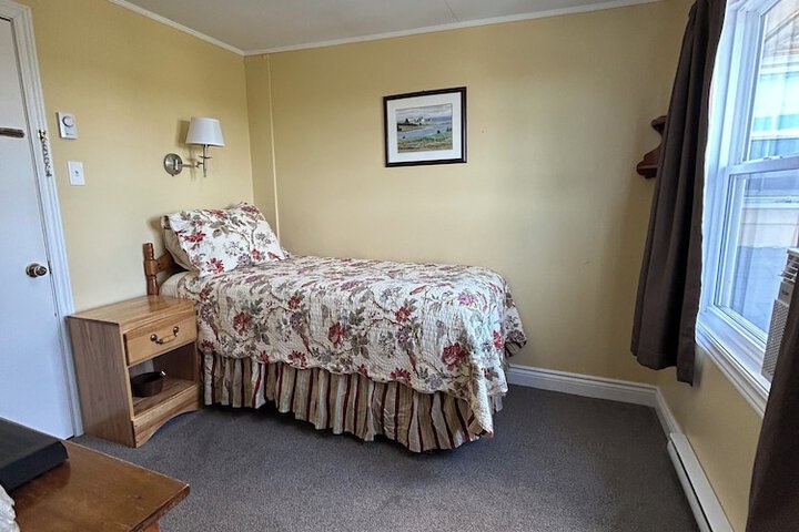Room 25 of 55