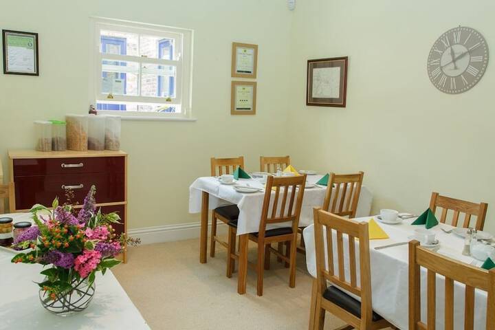 Dining Photos