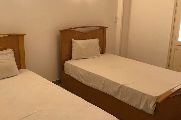 Room 4 of 22