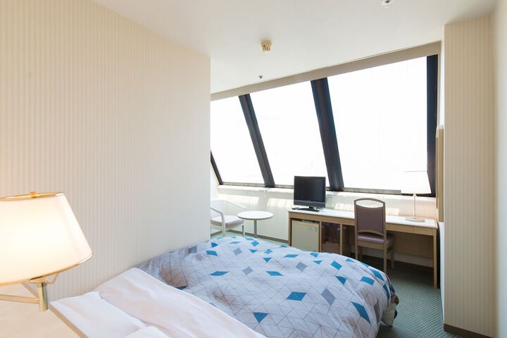 Room 29 of 95